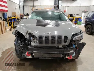 2019 Jeep Cherokee Trailhawk с VIN 1C4PJMBX7KD426213, выставлен на аукционе Copart как лот 54957065 с пробегом 46 066 миль миль и Списание • Salvage title. История ставок и продаж доступна на DreamBid. Изображение 5.
