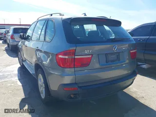 2007 BMW X5 3.0si with VIN 5UXFE43577L014625, listed as a IAAI auction lot 41325492 with 200,769 mi miles. Bid and sale history available at carsss.com. Image 3.