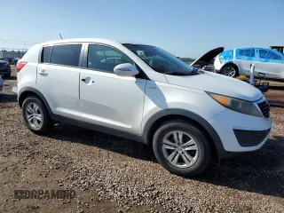 2011 Kia Sportage LX with VIN KNDPBCA21B7043430, listed as a Copart auction lot 62147965 with 201,807 mi miles and Clean title. Bid and sale history available at DreamBid. Image 4.