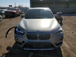 2019 BMW X1 xDrive28i with VIN WBXHT3C55K5L35265, listed as a Copart auction lot 45974295 with 84,541 mi miles and Salvage Title. Bid and sale history available at carsss.com. Image 5.
