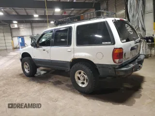 2000 Ford Explorer XLT с VIN 1FMZU83PXYZA51396, выставлен на аукционе Copart как лот 62365505 с пробегом 230 018 миль миль и Списание • Salvage title. История ставок и продаж доступна на DreamBid. Изображение 2.