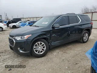 2018 Chevrolet Traverse LT Cloth z VIN 1GNERGKW0JJ213328, wystawiony jako Copart lot #47538015 z przebiegiem 76 473 mil mil oraz Szkoda całkowita • Salvage title. Historia ofert i sprzedaży dostępna na DreamBid. Obrazek 1.