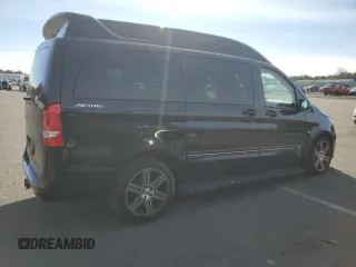 2020 Mercedes-Benz Metris with VIN W1WV0FEY2L3762177, listed as a Copart auction lot 44027605 with 30,685 mi miles and Salvage Title. Bid and sale history available at DreamBid. Image 3.