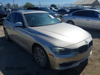 2013 BMW 3 Series 335i с VIN WBA3A9C57DF475750, выставлен на аукционе IAAI как лот 42630200 с пробегом 170 779 миль миль и . История ставок и продаж доступна на DreamBid. Изображение 1.