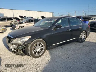 2013 Hyundai Genesis 3.8L with VIN KMHGC4DD2DU235018, listed as a Copart auction lot 68791954 with 171,739 mi miles and Salvage Title. Bid and sale history available at carsss.com. Image 1.