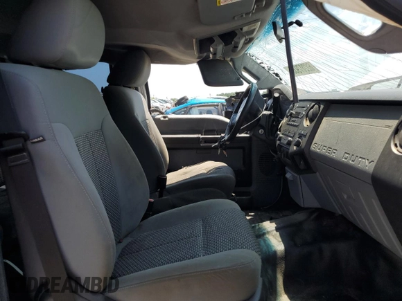 2013 Ford F-250 XL with VIN 1FT7W2B62DEB41705, listed as a Copart auction lot 62207935 with 397,956 mi miles and Salvage title. Bid and sale history available at DreamBid. Image 7.