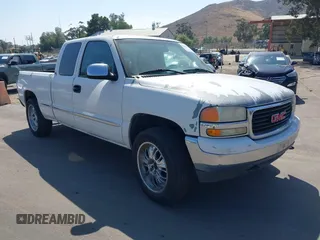 2001 GMC Sierra 1500 SLE with VIN 2GTEC19V111385026, listed as a IAAI auction lot 42460014 with 228,621 mi miles and . Bid and sale history available at DreamBid. Image 1.