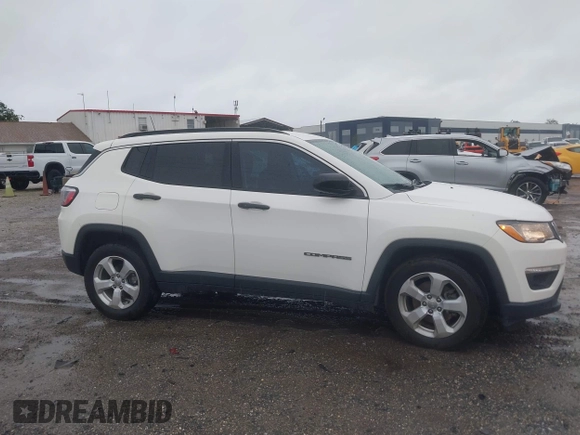 2018 Jeep Compass Latitude with VIN 3C4NJCBB9JT495368, listed as a IAAI auction lot 42232226 with 44,143 mi miles and . Bid and sale history available at DreamBid. Image 13.