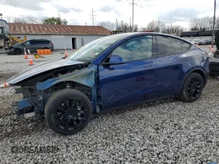 2021 Tesla Model Y Long Range z VIN 5YJYGDEE2MF118357, wystawiony jako Copart lot #52286445 z przebiegiem 77 400 mil mil oraz Szkoda całkowita • Salvage title. Historia ofert i sprzedaży dostępna na DreamBid. Obrazek 1.