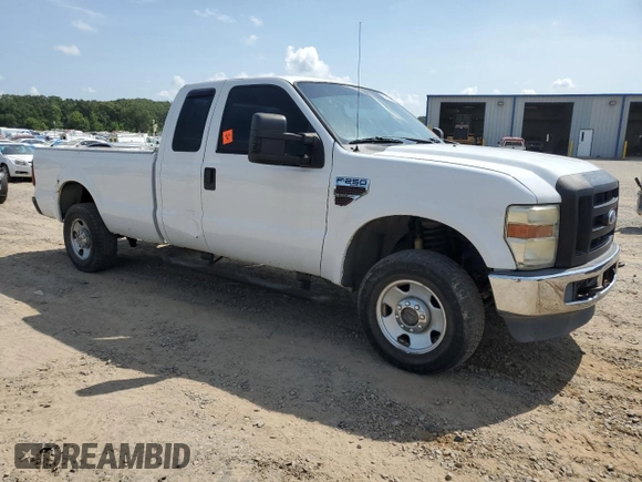 2008 Ford F-250 XL with VIN 1FTSX21R78EB61456, listed as a Copart auction lot 65693905 with 282,104 mi miles and Clean title. Bid and sale history available at DreamBid. Image 4.