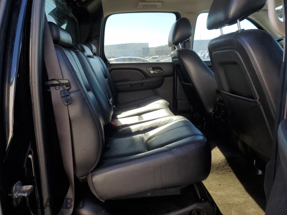 2013 Chevrolet Avalanche LT with VIN 3GNMCFE02DG353160, listed as a Copart auction lot 42249635 with 149,482 mi miles and Salvage Title. Bid and sale history available at DreamBid. Image 11.