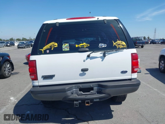 2000 Ford Expedition XLT with VIN 1FMRU1568YLB31018, listed as a IAAI auction lot 41993546 with 1 mi miles. Bid and sale history available at carsss.com. Image 17.