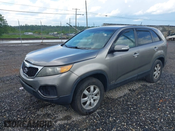 2011 Kia Sorento LX with VIN 5XYKTCA17BG023751, listed as a IAAI auction lot 42176584 with 173,072 mi miles and . Bid and sale history available at DreamBid. Image 2.