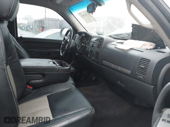 2013 GMC Sierra 1500 SLE with VIN 1GTR2VE70DZ261943, listed as a IAAI auction lot 41767646 with 318,185 mi miles and . Bid and sale history available at DreamBid. Image 5.