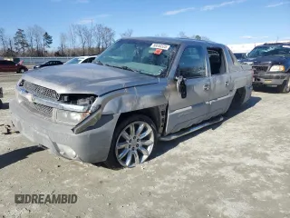 2002 Chevrolet Avalanche with VIN 3GNEC13T22G110904, listed as a Copart auction lot 88650325 with 0 mi miles and Salvage Title. Bid and sale history available at carsss.com. Image 1.