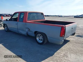 1998 Chevrolet Silverado 1500 with VIN 2GCEC19M8W1262449, listed as a IAAI auction lot 41381266 with 167,930 mi miles and . Bid and sale history available at DreamBid. Image 3.