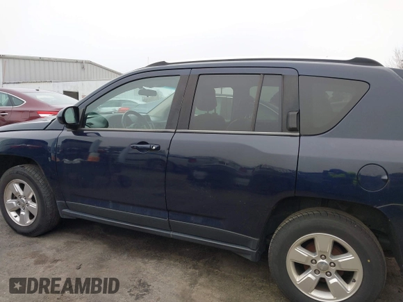 2014 Jeep Compass High Altitude with VIN 1C4NJCEA8ED522686, listed as a IAAI auction lot 41611351 with 220,145 mi miles and . Bid and sale history available at DreamBid. Image 14.