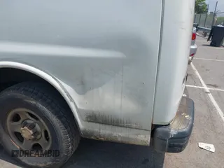 2003 Chevrolet Express Cargo with VIN 1GCFG15X731132818, listed as a IAAI auction lot 42668266 with 473,429 mi miles and . Bid and sale history available at DreamBid. Image 6.