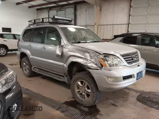 2008 Lexus GX 470 with VIN JTJBT20X980159326, listed as a IAAI auction lot 41764696 with 207,233 mi miles. Bid and sale history available at carsss.com. Image 1.