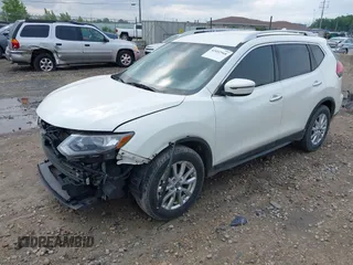 2017 Nissan Rogue SL with VIN JN8AT2MT9HW384613, listed as a IAAI auction lot 42452968 with 231,304 mi miles and . Bid and sale history available at DreamBid. Image 18.