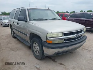 2005 Chevrolet Suburban LT with VIN 3GNEC16Z95G126134, listed as a IAAI auction lot 42048041 with 214,792 mi miles. Bid and sale history available at carsss.com. Image 1.
