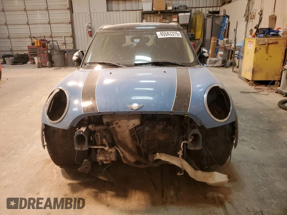 2013 MINI Clubman z VIN WMWZF3C57DT490405, wystawiony jako Copart lot #45543315 z przebiegiem 116 123 mil mil oraz Szkoda całkowita • Salvage title. Historia ofert i sprzedaży dostępna na DreamBid. Obrazek 5.