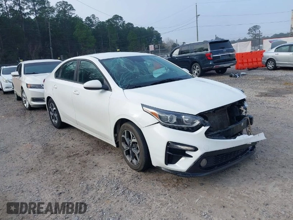 2020 Kia Forte LXS with VIN 3KPF24AD8LE150558, listed as a IAAI auction lot 41389156 with 141,682 mi miles. Bid and sale history available at carsss.com. Image 1.