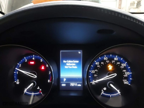 2020 Toyota C-HR LE with VIN JTNKHMBX2L1086683, listed as a IAAI auction lot 41572864 with 75,711 mi miles. Bid and sale history available at carsss.com. Image 7.