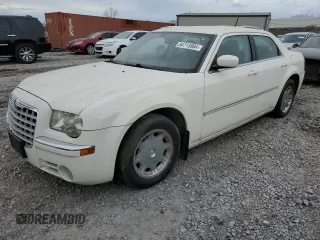 2008 Chrysler 300 Limited with VIN 2C3KA33G98H284370, listed as a Copart auction lot 84715904 with 115,597 mi miles and Salvage title. Bid and sale history available at DreamBid. Image 1.