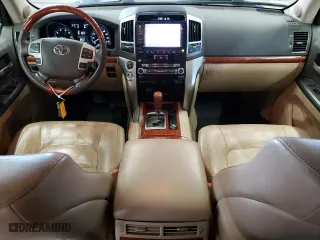 2013 Toyota Land Cruiser with VIN JTMHY7AJ4D4010170, listed as a Copart auction lot 69375524 with 156,869 mi miles and Clean Title. Bid and sale history available at carsss.com. Image 8.