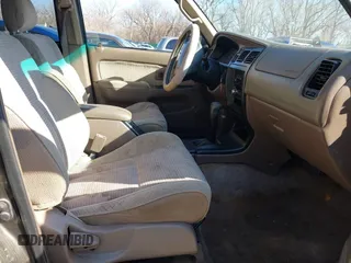 1998 Toyota 4Runner SR5 z VIN JT3GN86R3W0066964, wystawiony jako IAAI lot #41534253 z przebiegiem 344 387 mil mil oraz . Historia ofert i sprzedaży dostępna na DreamBid. Obrazek 5.