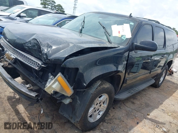 2010 Chevrolet Suburban LT with VIN 1GNUCJE06AR138587, listed as a IAAI auction lot 42145484 with 283,318 mi miles and . Bid and sale history available at DreamBid. Image 2.