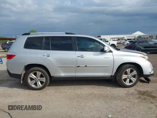2013 Toyota Highlander Limited with VIN 5TDDK3EH9DS181923, listed as a IAAI auction lot 42139593 with 320,605 mi miles and . Bid and sale history available at DreamBid. Image 14.