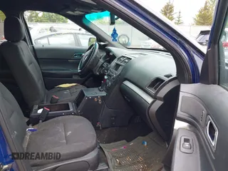 2016 Ford Police Interceptor Utility z VIN 1FM5K8AR2GGA28729, wystawiony jako IAAI lot #42318398 z przebiegiem 231 620 mil mil oraz . Historia ofert i sprzedaży dostępna na DreamBid. Obrazek 5.