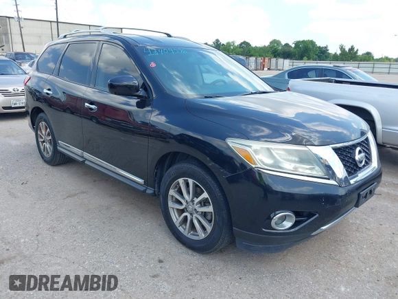 2015 Nissan Pathfinder SV with VIN 5N1AR2MN8FC689252, listed as a IAAI auction lot 42409596 with 165,825 mi miles and . Bid and sale history available at DreamBid. Image 1.