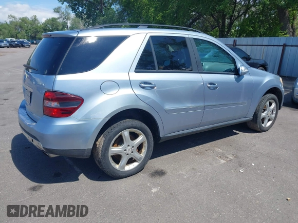 2008 Mercedes-Benz M 350 with VIN 4JGBB86E68A353591, listed as a IAAI auction lot 42298212 with 184,686 mi miles and . Bid and sale history available at DreamBid. Image 4.