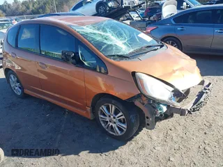2010 Honda Fit Sport with VIN JHMGE8H48AC021196, listed as a IAAI auction lot 41247006 with 170,613 mi miles. Bid and sale history available at carsss.com. Image 1.