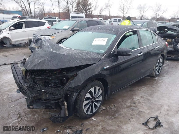 2014 Honda Accord Hybrid with VIN 1HGCR6F39EA002145, listed as a IAAI auction lot 41574342 with 208,736 mi miles. Bid and sale history available at carsss.com. Image 2.