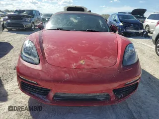2017 Porsche 718 Boxster z VIN WP0CA2A86HS221306, wystawiony jako Copart lot #76144334 z przebiegiem Nie podano mil oraz Nie do naprawy. Historia ofert i sprzedaży dostępna na DreamBid. Obrazek 5.