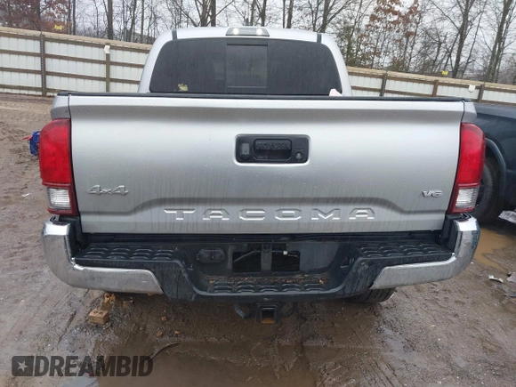 2018 Toyota Tacoma SR with VIN 3TMCZ5AN4JM148581, listed as a IAAI auction lot 41462945 with 115,655 mi miles. Bid and sale history available at carsss.com. Image 16.