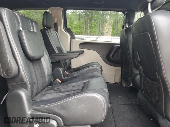 2017 Dodge Grand Caravan SXT with VIN 2C4RDGCG9HR766016, listed as a Copart auction lot 55883435 with 165,371 mi miles and Clean Title. Bid and sale history available at DreamBid. Image 11.