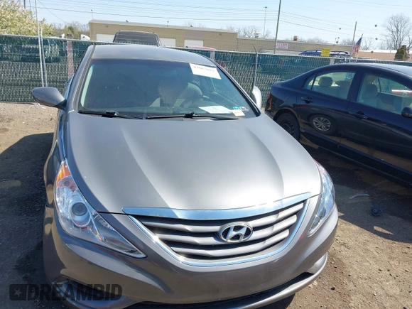 2013 Hyundai Sonata GLS with VIN 5NPEB4AC1DH607954, listed as a IAAI auction lot 42063892 with 116,306 mi miles and . Bid and sale history available at carsss.com. Image 12.