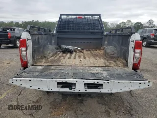 2020 Ford F-250 XL with VIN 1FT7X2A6XLEC11173, listed as a Copart auction lot 45699015 with 245,520 mi miles and Salvage title. Bid and sale history available at DreamBid. Image 6.