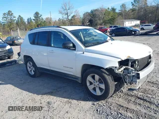 2011 Jeep Compass Latitude with VIN 1J4NT1FB7BD172639, listed as a IAAI auction lot 41321249 with 237,346 mi miles. Bid and sale history available at carsss.com. Image 1.