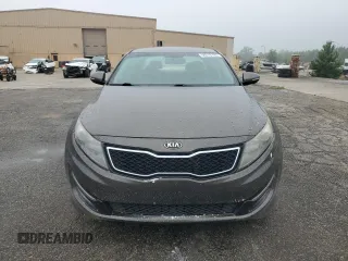 2013 Kia Optima EX z VIN 5XXGN4A70DG207530, wystawiony jako Copart lot #58270795 z przebiegiem 188 998 mil mil oraz Szkoda całkowita • Salvage title. Historia ofert i sprzedaży dostępna na DreamBid. Obrazek 5.
