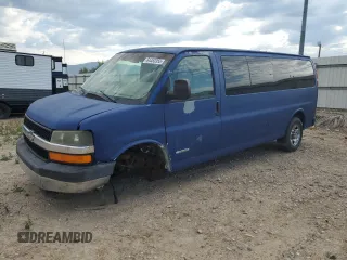 2004 Chevrolet Express Passenger z VIN 1GAHG39U841193979, wystawiony jako Copart lot #64453355 z przebiegiem 179 293 mil mil oraz Szkoda całkowita • Salvage title. Historia ofert i sprzedaży dostępna na DreamBid. Obrazek 1.