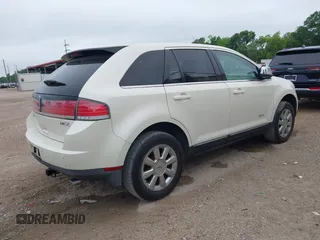 2007 Lincoln MKX with VIN 2LMDU68CX7BJ37902, listed as a IAAI auction lot 42182382 with 110,980 mi miles and . Bid and sale history available at DreamBid. Image 4.