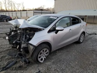 2015 Kia Rio LX with VIN KNADM4A33F6521898, listed as a Copart auction lot 47700235 with 45,262 mi miles and Salvage Title. Bid and sale history available at carsss.com. Image 1.