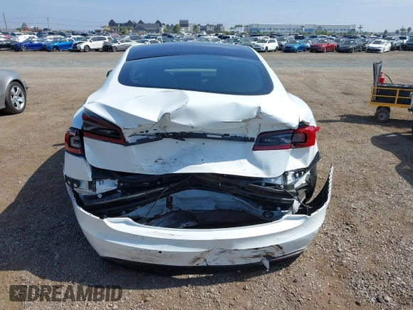 2022 Tesla Model S с VIN 5YJSA1E50NF459084, выставлен на аукционе IAAI как лот 42497645 с пробегом 31 098 миль миль и . История ставок и продаж доступна на DreamBid. Изображение 16.