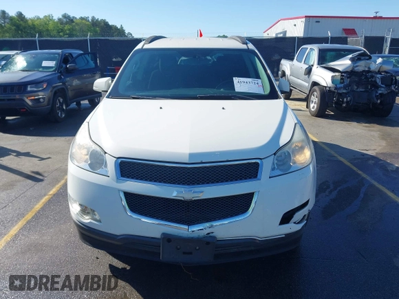 2012 Chevrolet Traverse 1LT z VIN 1GNKVGEDXCJ204602, wystawiony jako IAAI lot #41943724 z przebiegiem 151 118 mil mil oraz . Historia ofert i sprzedaży dostępna na DreamBid. Obrazek 12.